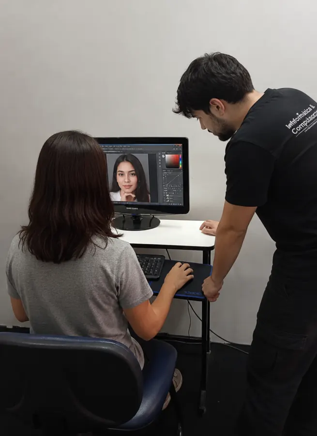 Clase de Diseño Gráfico Publicitario con Photoshop